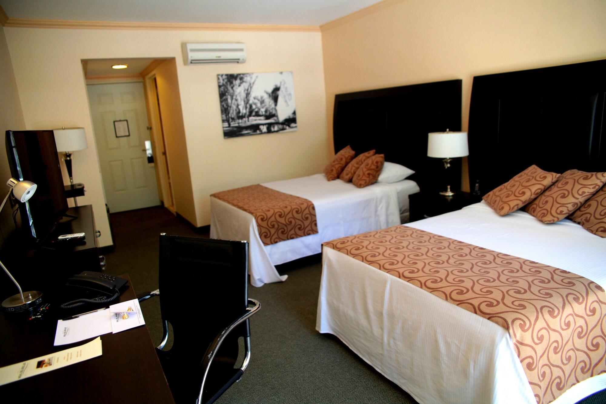 Hotel Real Del Bosque Golf And Spa Tula de Allende Exteriör bild